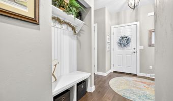 1608 STANTON Cir, Appleton, WI 54915