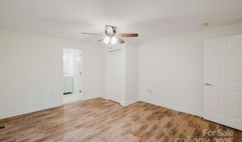 1726 Medford Dr, Charlotte, NC 28205
