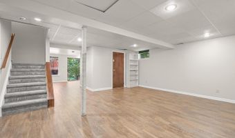 39 WINDWHISPER Ln, Annapolis, MD 21403