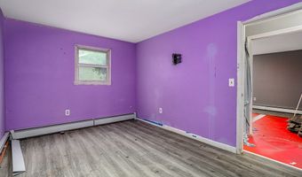 61 Barry Rd, Worcester, MA 01609