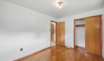 606 Golf Course Rd, Aliquippa, PA 15001