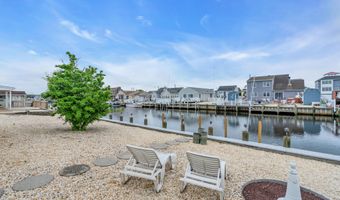 87 Ronald Ave S, Bayville, NJ 08721