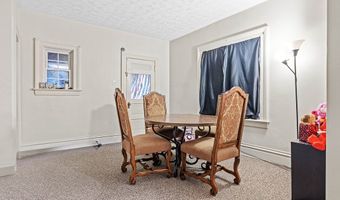 203 Glamorgan St, Alliance, OH 44601