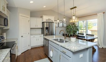 2909 SW Country Ln, Ankeny, IA 50023