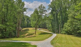 418 Woodpecker Trl, Highlands, NC 28741