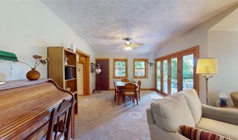 3840 CHAPEL HILL Dr, Erie, PA 16506