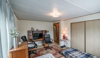 3800 Mountain View Dr SE 33, Albany, OR 97322