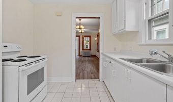 28 Tremont St, Albany, NY 12205