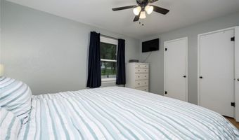 9232 Arrow Dr, Affton, MO 63123
