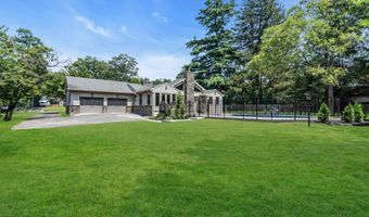 199 Pinckney Rd, Little Silver, NJ 07739
