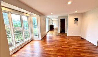 74 Plymouth Rd, East Providence, RI 02914