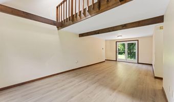13 Cortland Cir, Bangor, ME 04401
