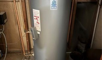 7 Leatherleaf Rd, Narragansett, RI 02882