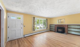 4 Reed Pl, East Greenwich, RI 02818