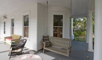 192 Clay St, Alderson, WV 24910