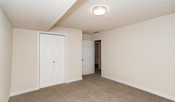 5524 N Dakota Ave, Ames, IA 50014