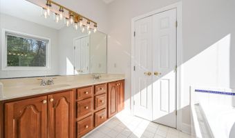 2744 Turpin Oaks Ct, Anderson Twp., OH 45244