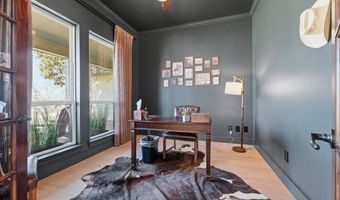 570 S Point Ct, Aledo, TX 76008
