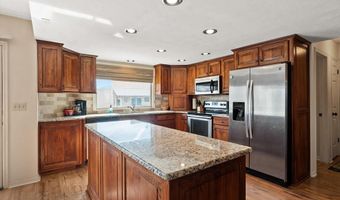 12568 N Hawthorne Rd, Chubbuck, ID 83202