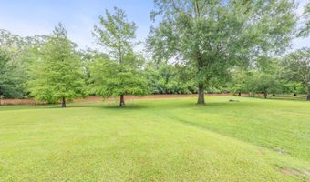 2073-2075 Main Hwy, Arnaudville, LA 70512