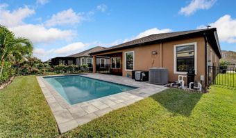 7408 SUNGOLD MEADOW Ct, Apollo Beach, FL 33572