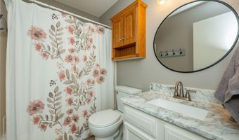 2013 NW School St, Ankeny, IA 50023