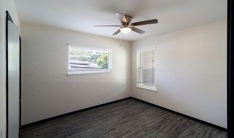 210 Summertime Dr, San Antonio, TX 78216