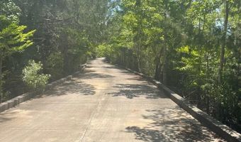 102 Whip-Por-Will Rd, Apalachicola, FL 32320