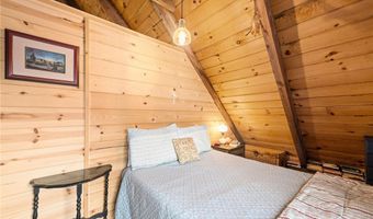 5825 Lake Rd 9, Ashtabula, OH 44004