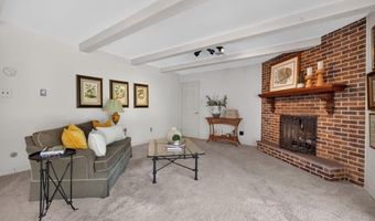 5463 DORIS Dr, Allentown, PA 18106