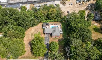 1391 Turner St, Auburn, ME 04210
