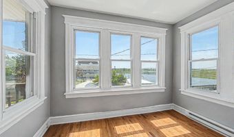121 N Kingston Ave Top Floor, Atlantic City, NJ 08401