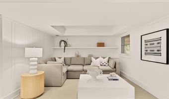 4320 LORCOM Ln, Arlington, VA 22207