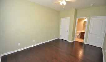 300 Sutton Glen Dr, Apex, NC 27523