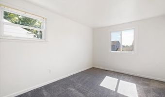 728 ELMTREE Ln, Claymont, DE 19703
