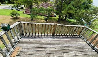 151 E 22nd St, Baxter Springs, KS 66713