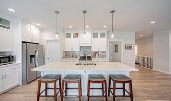 644 Silvermaple Dr, Ammon, ID 83401