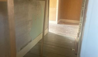 22 Church St, Burke, VT 05871