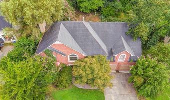 2817 SPOTTED PONY Trl NW, Acworth, GA 30101