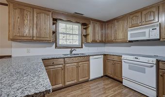 438 Sawyersville Rd, Asheboro, NC 27205