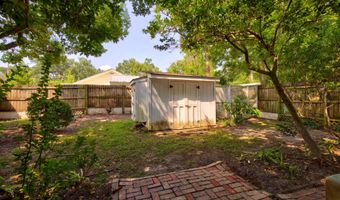 241 Washington St, Bay St. Louis, MS 39520