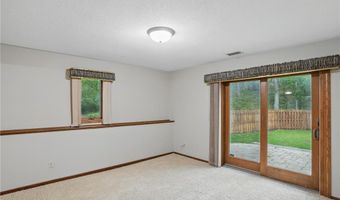 8681 144th Street Ct, Apple Valley, MN 55124