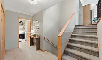 3405 Pawnee Dr SE, Alexandria, MN 56308