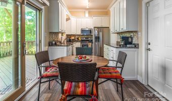 47 Timberwood Dr, Asheville, NC 28806
