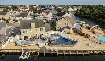 96 Windjammer Ct, Bayville, NJ 08721