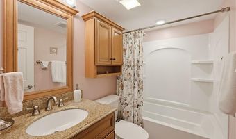77 Windward Ln, Bristol, RI 02809
