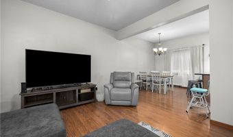 823 Willow Hollow Ct, Amherst, OH 44001