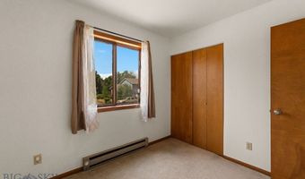493 Secretariat Cir, Belgrade, MT 59714