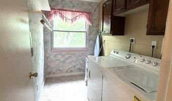 41 Mizzen Dr, Barnegat, NJ 08005