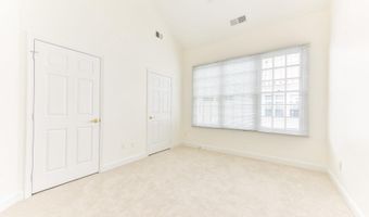 315 S HENRY St S, Alexandria, VA 22314